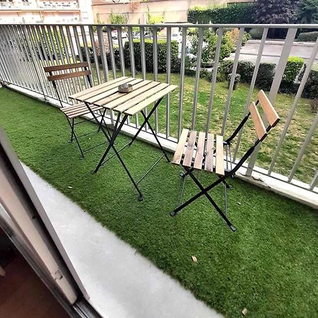 Apartmán Au Havre Des Sacres - Balcon - Proximite Centre Remeš Exteriér fotografie